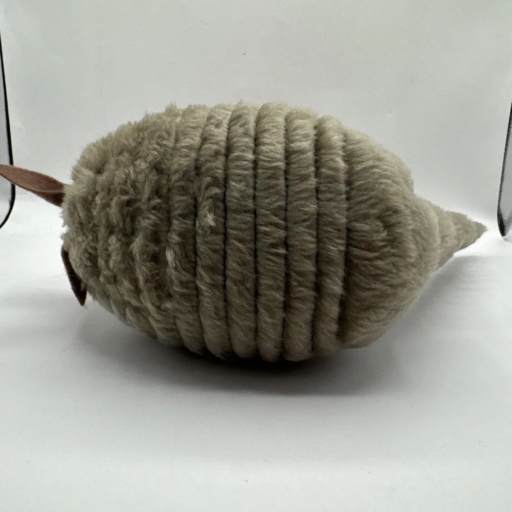 Vintage‎ Realistic Armadillo 14